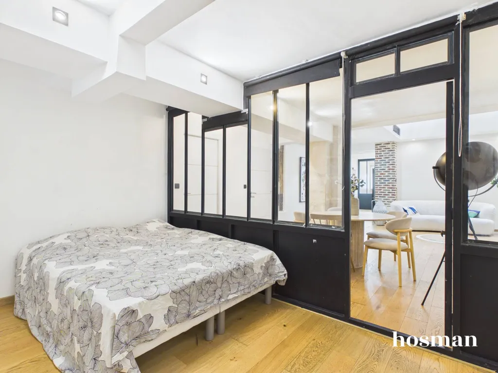 Chambres - Appartement Rénové avec Home Cinéma à Paris