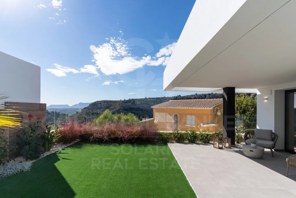 Terrass - Modern Apartment with Terrace in Benitachell