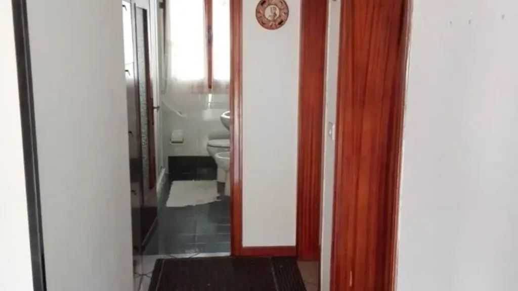 Esik - 3-Bedroom Apartment with Terrace in Perugia