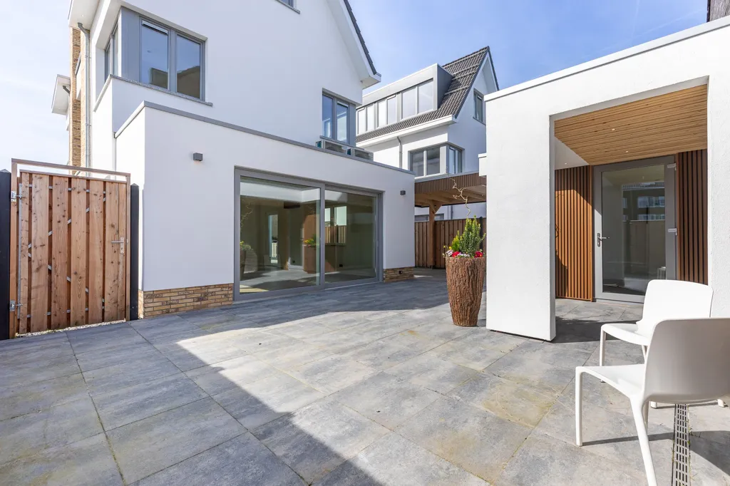Terrasse - Modern Villa with Office in Nobelhorst