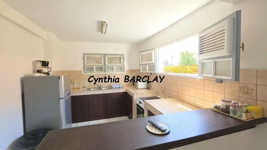 Cuisine - Ensemble Immobilier avec Piscine à Le Carbet