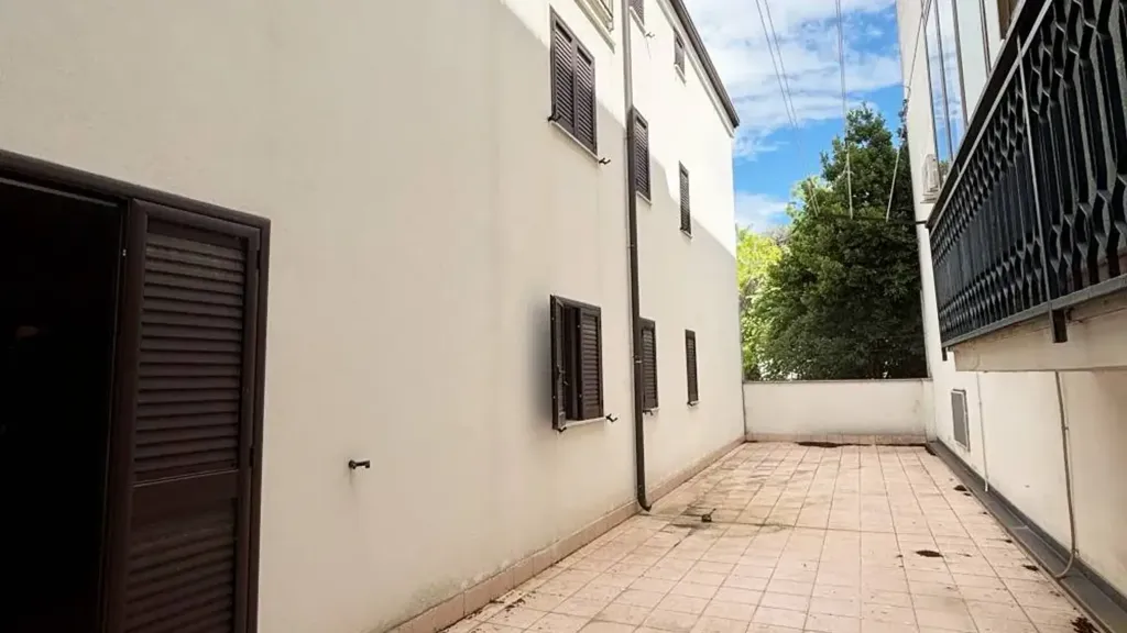 Jardin - Newly Built Apartment with Veranda in Spinazzola