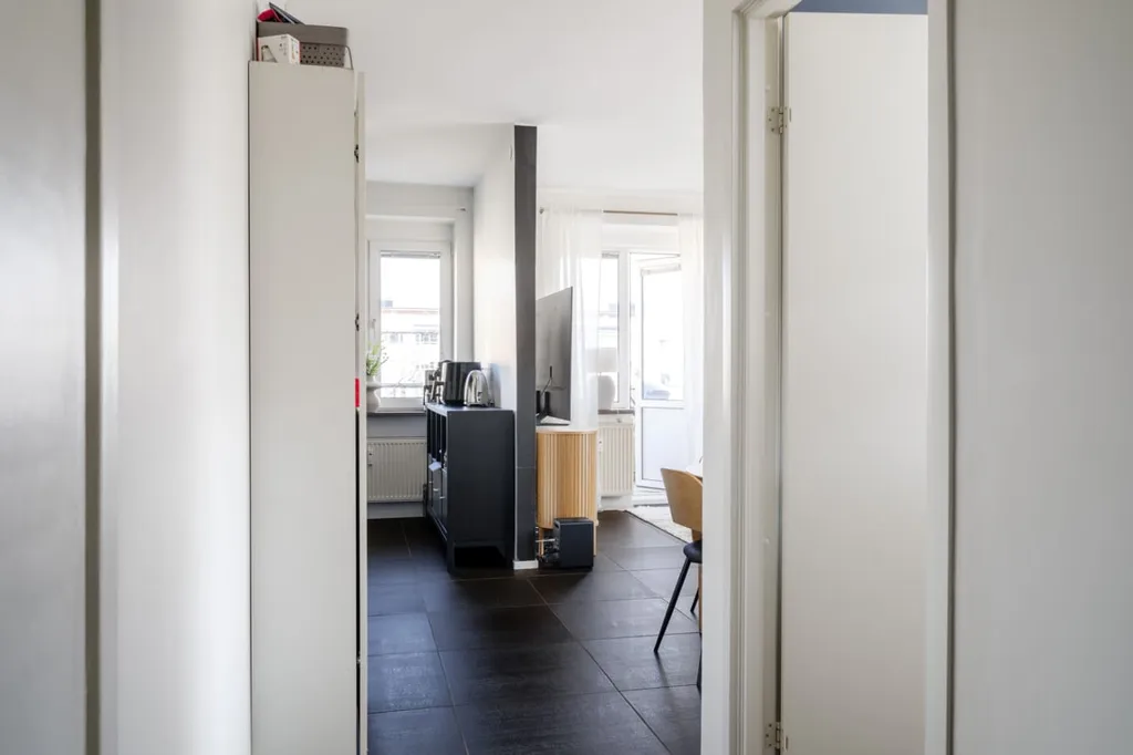 Entrée - Bright Two-Bedroom with Large Balcony in Malmö