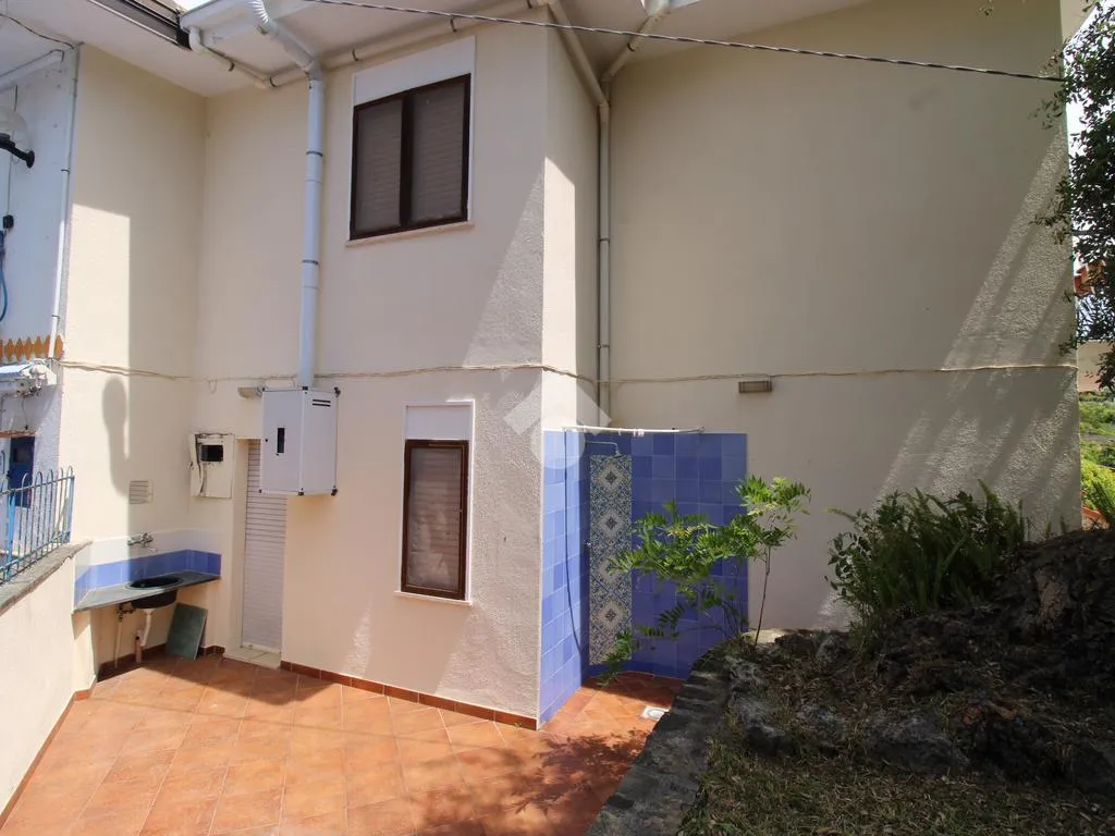 Jardin - Duplex with Private Garden in Villammare