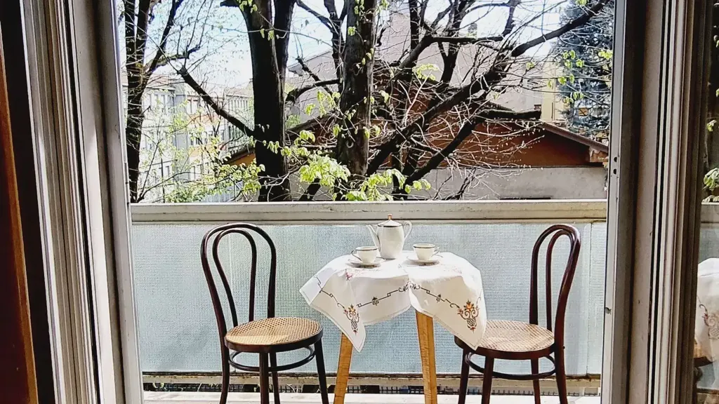 Balcon - Apartment with Balcony in Piacenza