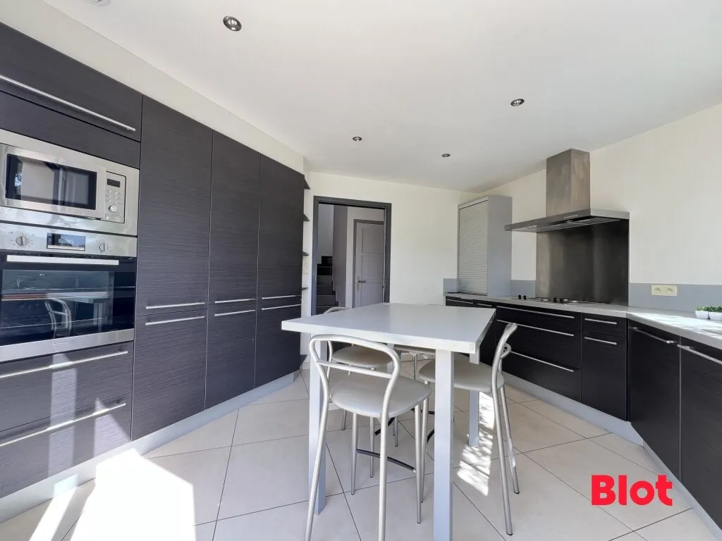 Cucina - Contemporary House with Garden in Janzé