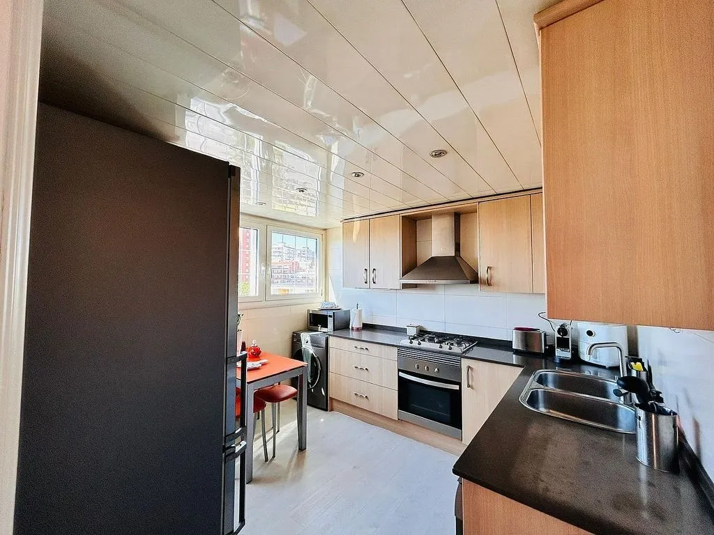Cuisine - Modernised Attic with Terrace in Pubilla Cases