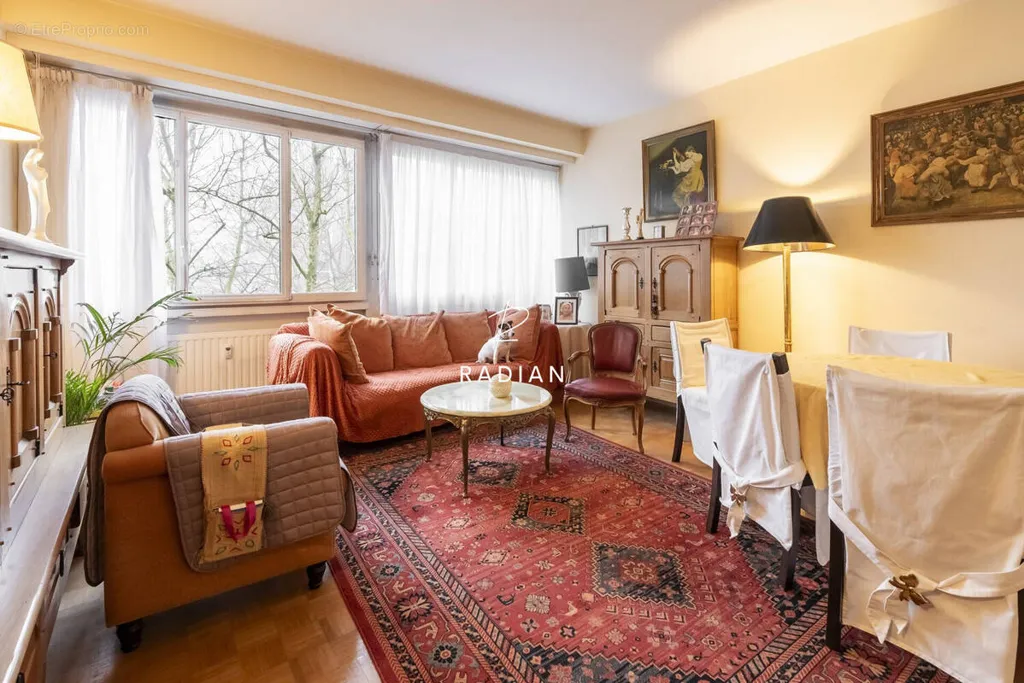 Séjour - Appartement avec balcon et vue dégagée à Lille