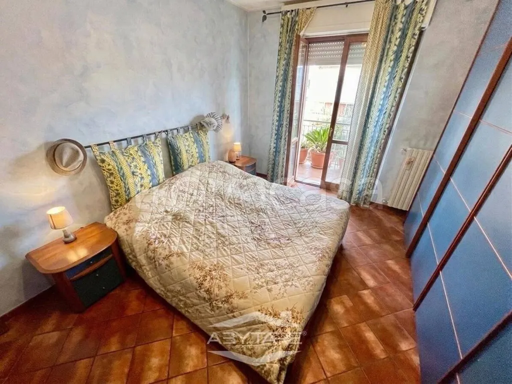 Chambres - Two-Level Apartment with Terraces in Nichelino