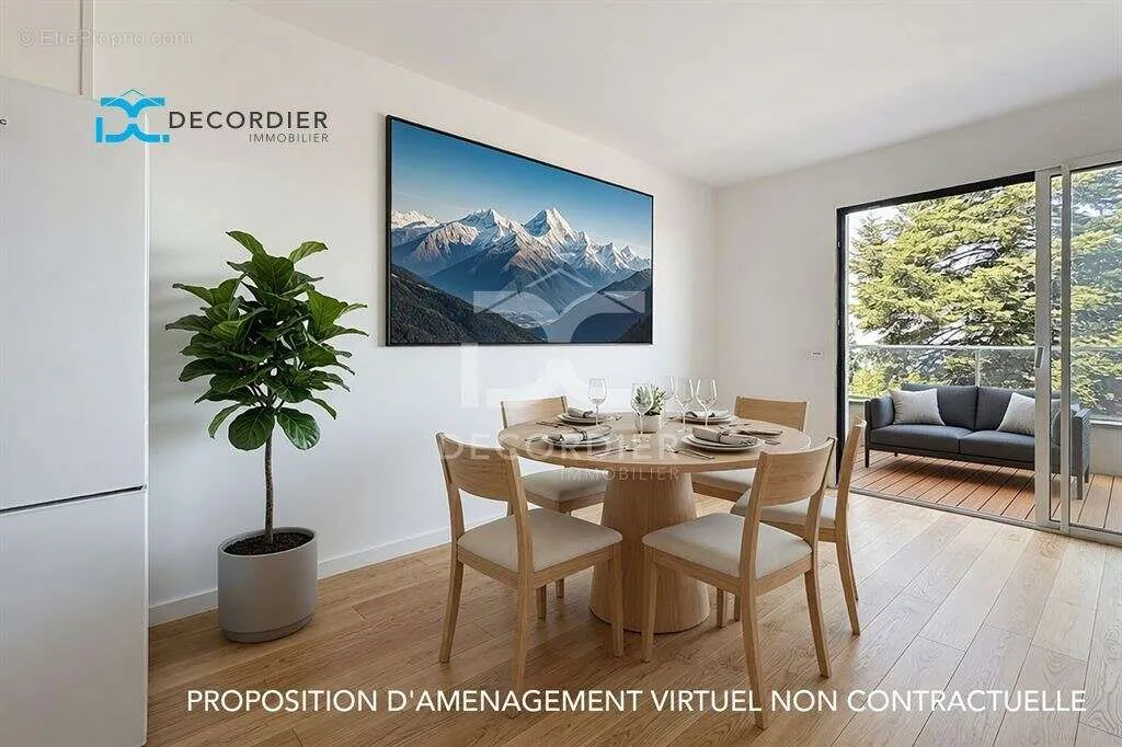 Salle à manger - Appartement avec Balcon proche Embarcadère à Evian-les-Bains