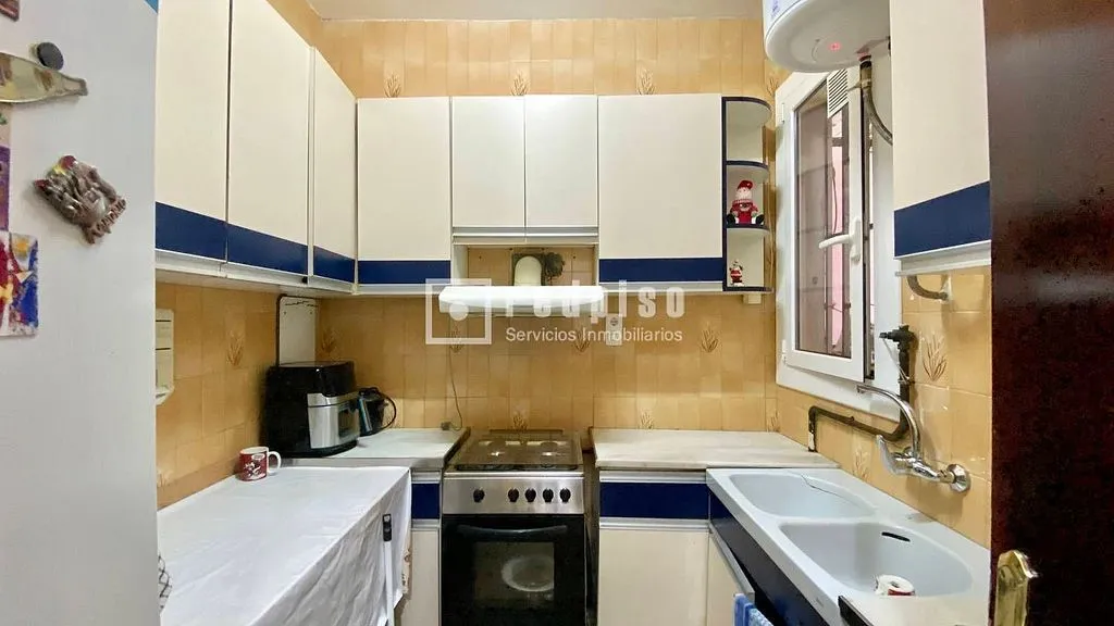 Cuisine - Apartment with Balcony in El Poble Sec