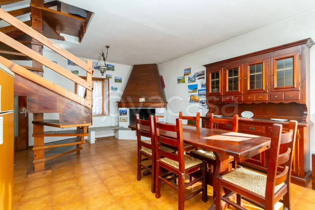 Söögituba - Mountain Chalet with Panoramic View in Sampeyre