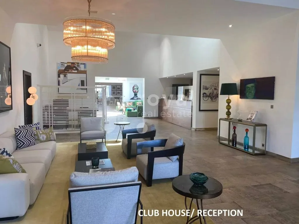 Appartement Luxe avec Piscine à Mougins