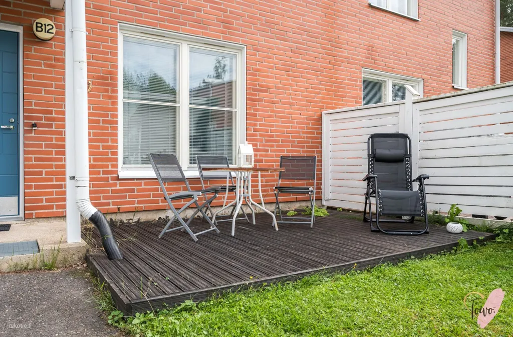 Terrass - Three-Bedroom House with Garden in Maikkula, Oulu