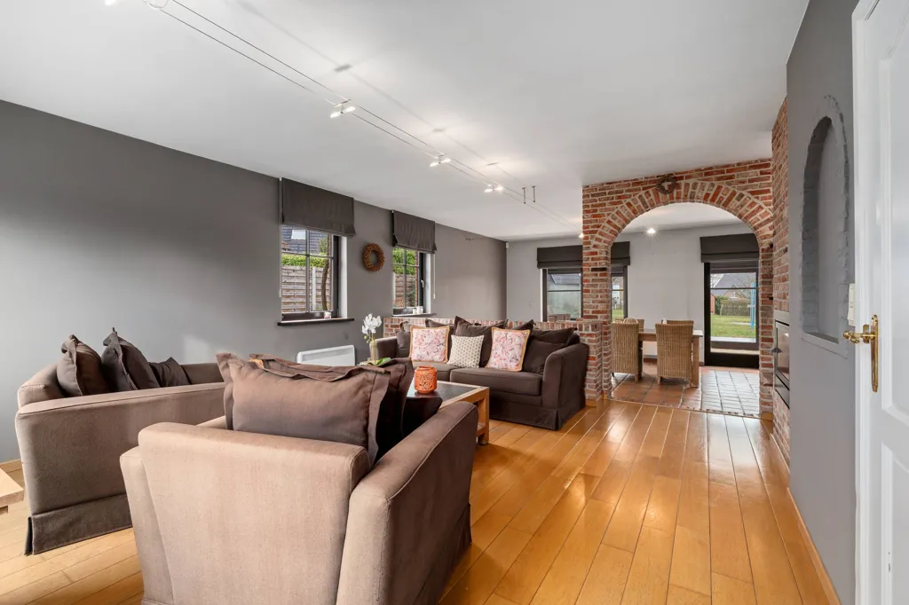 Séjour - Villa Spacieuse avec Grand Jardin à Diegem