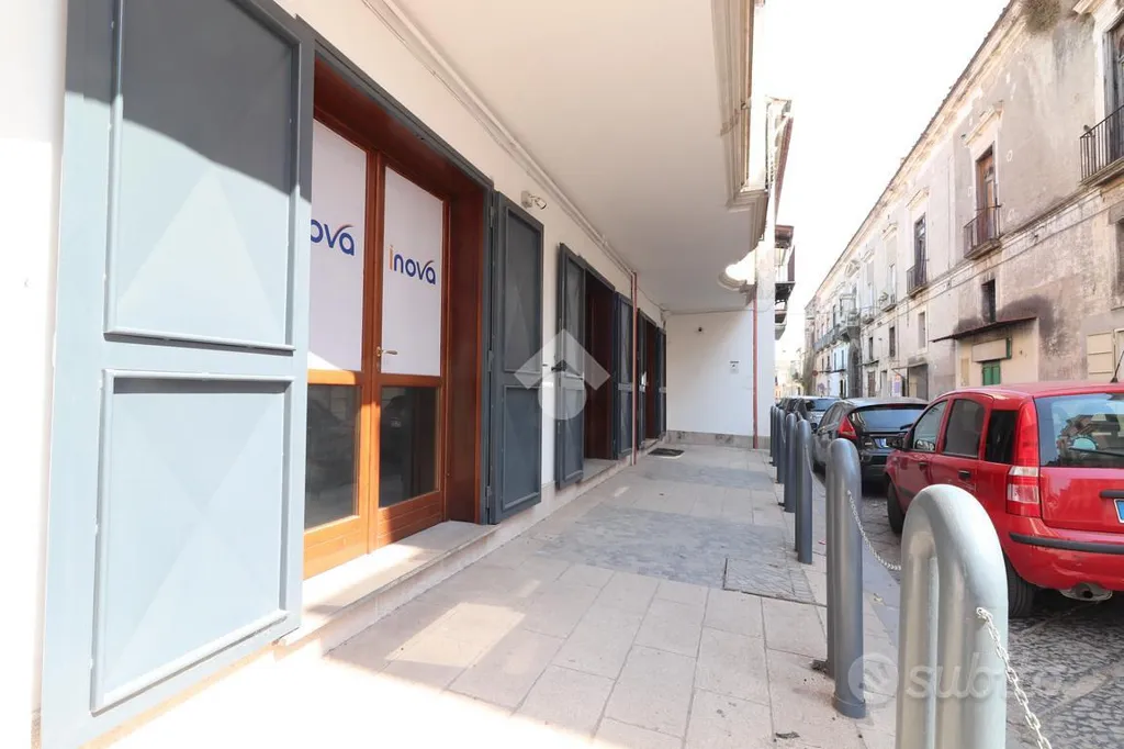Välivaade - Office Space with Street Access in Teverola