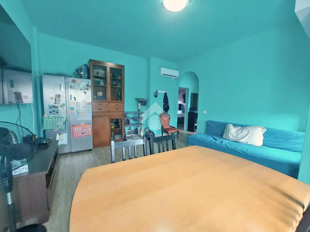 Elutuba - 3-Room Apartment with Balcony in Vittuone