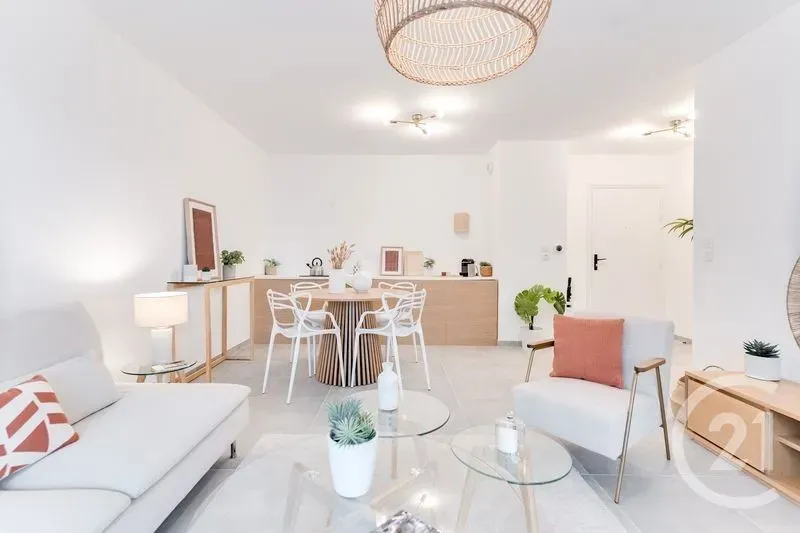 Séjour - Appartement Neuf avec Terrasse à Vienne