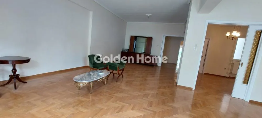 Elutuba - Bright Apartment with Balconies in Pagkrati