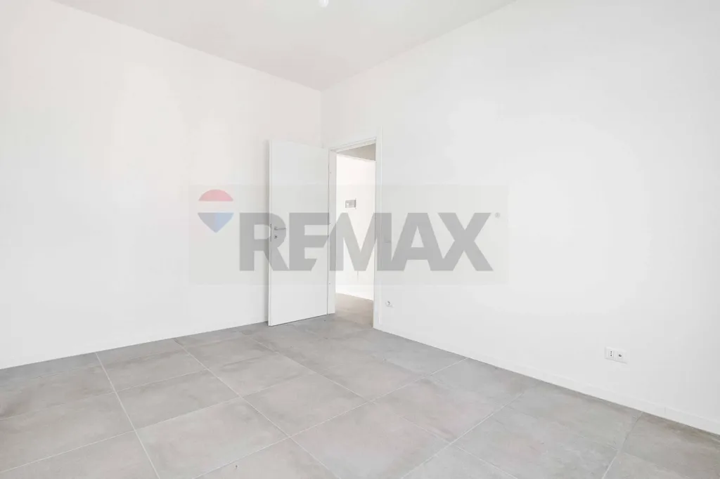 Pièces - Modernised Two-Bedroom Apartment in Arsago Seprio