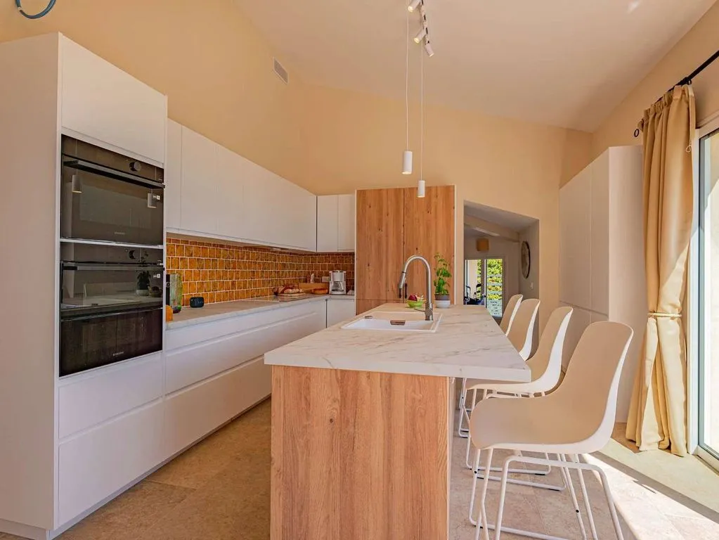 Köök - Luxury Villa with Pool in Grimaud