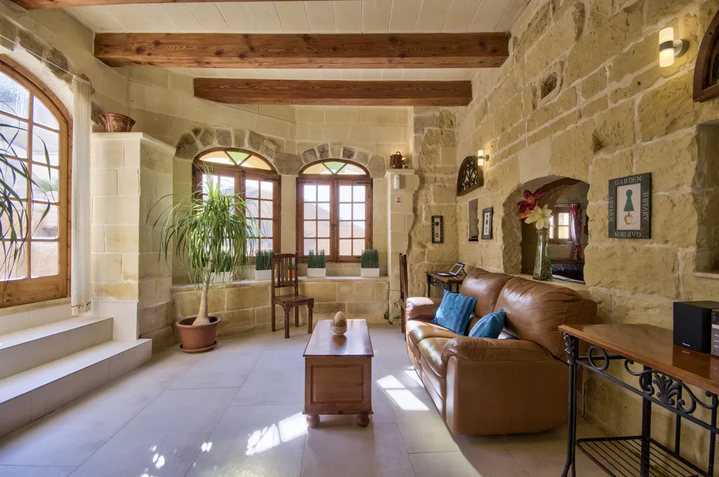 Soggiorno - Casa con 4 camere a Gharb