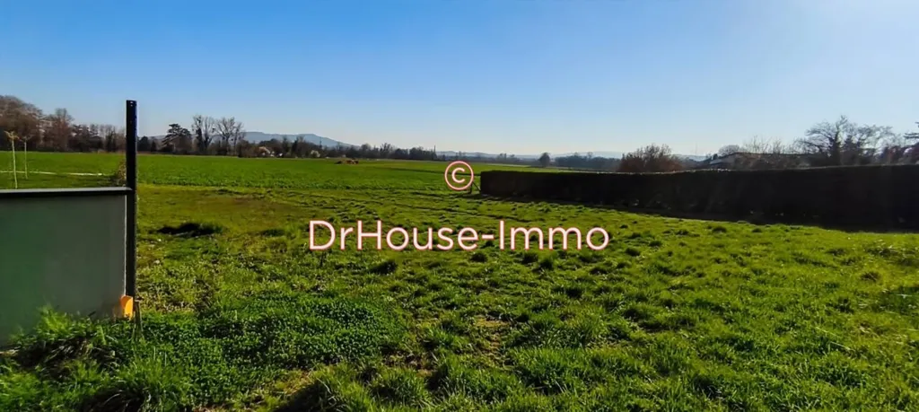Aed - Constructible Plot with South Orientation in Saint-Bernard