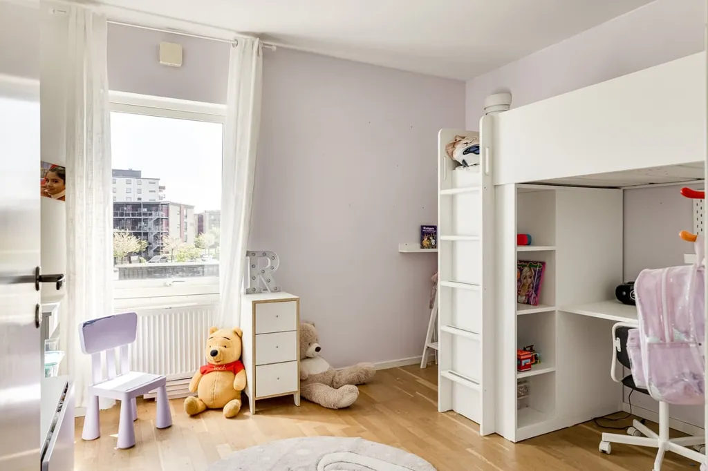 Bedrooms - Apartment with Generous Balcony in Limhamn Bunkeflostrand