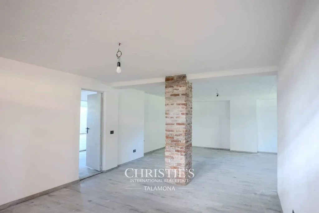 Elutuba - Luxury Villa with Pool in Casbeno, Varese