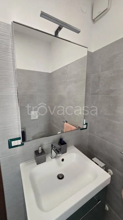 Bathrooms - Rusticated Apartment with Terrace in Madonna Alta, Perugia