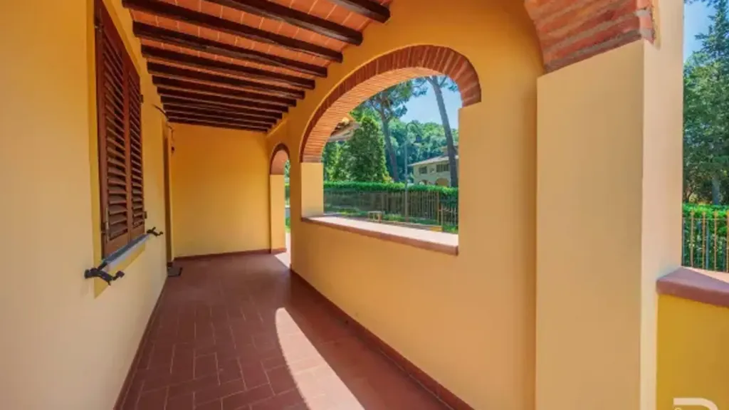 Terrazza - Modern Villa with Solar Panels in Reggello