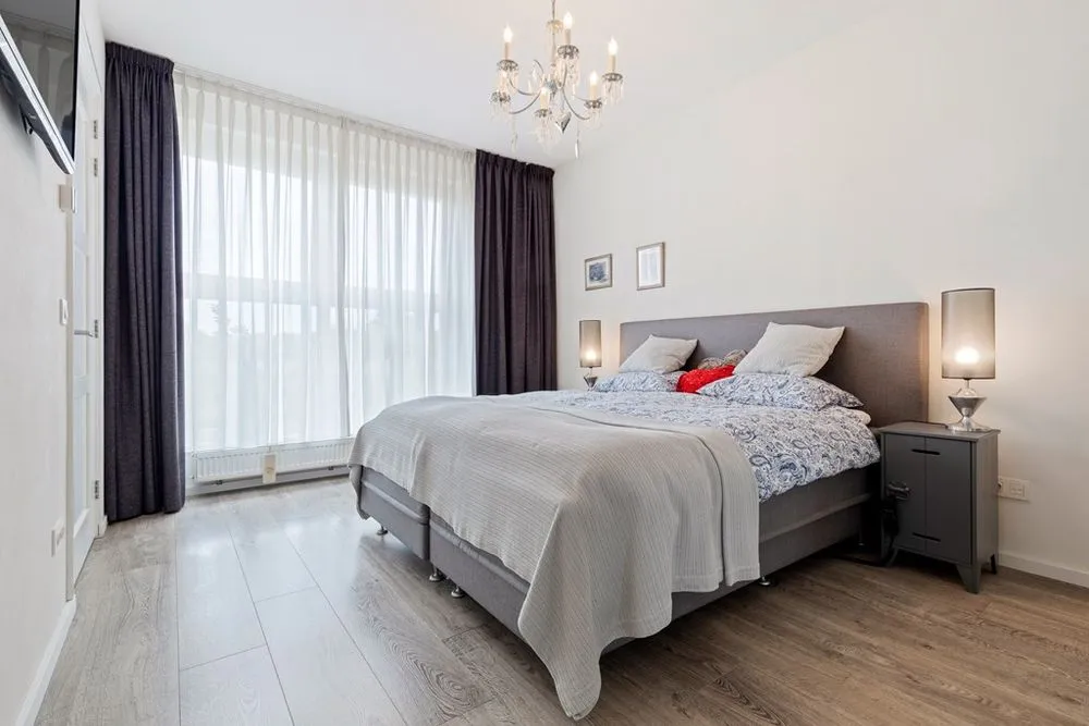 Magamistoad - Eco-Friendly Villa with Solar Panels in Venlo