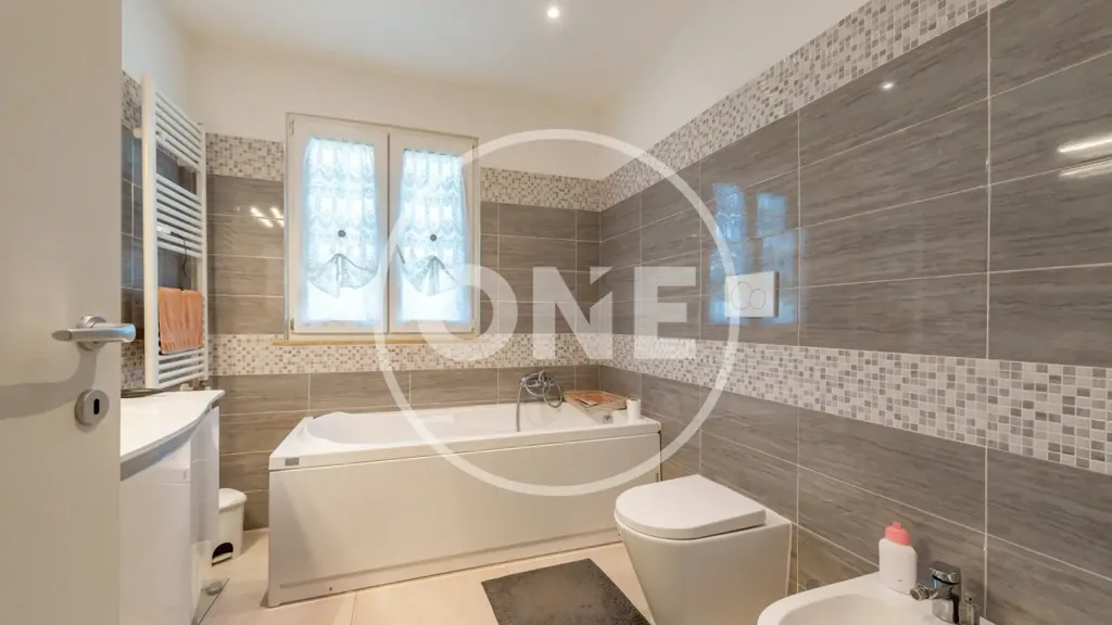 Vannitoad - Bifamily Villa with Private Garden in Ardea