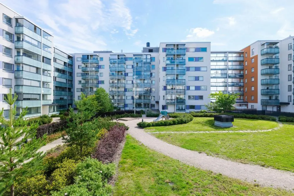 Aed - Modern Apartment with Balcony in Tikkurila, Vantaa