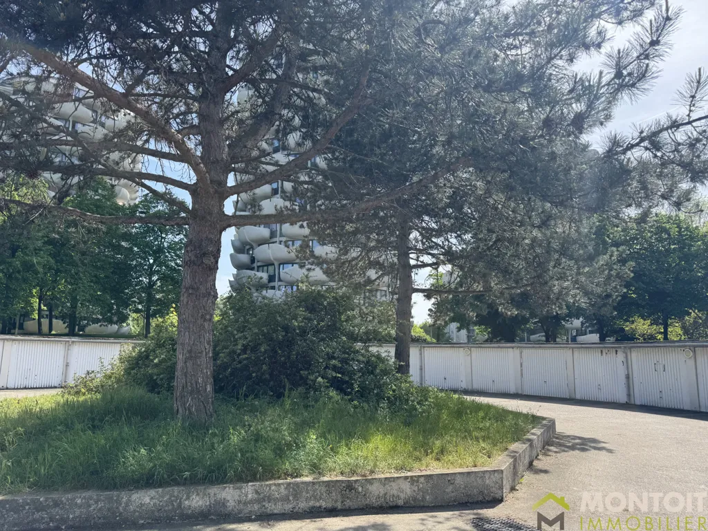Välivaade - 3-Bed Flat with Balcony near Créteil Lake