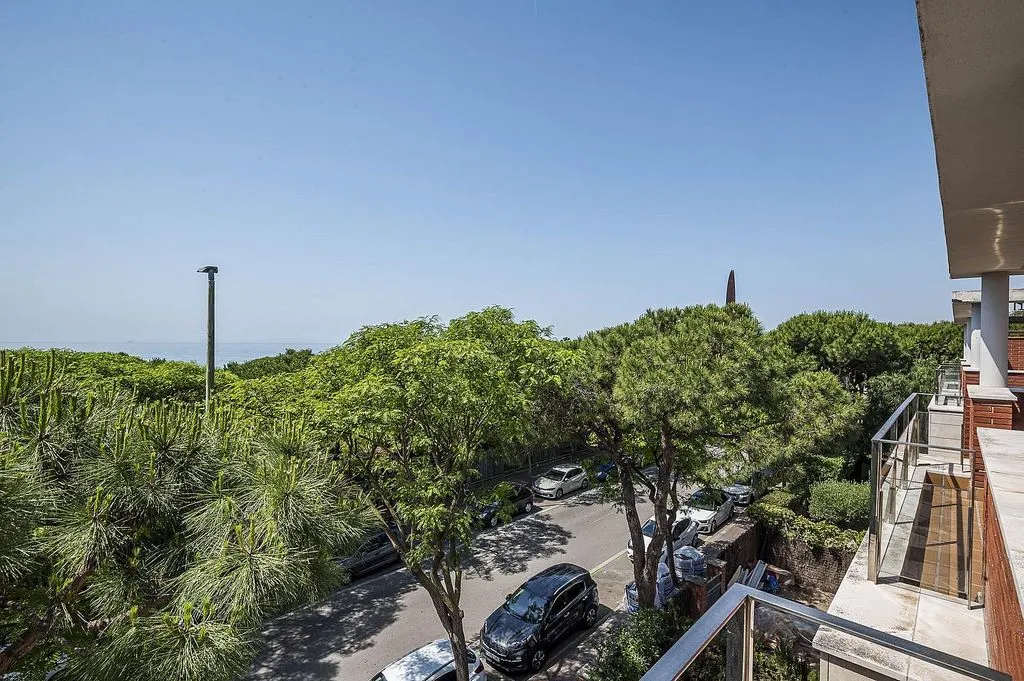 Balcon - Seafront Semi-detached House with Pool in Gavà Mar