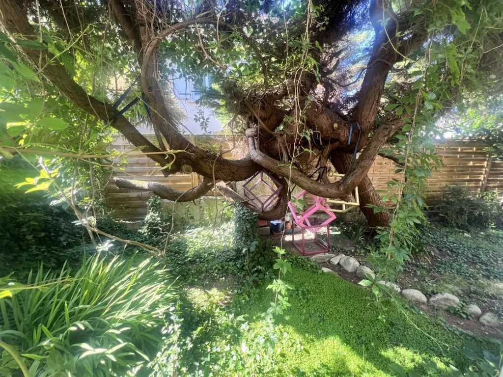 Garden - 1950s House with Garden in Lanveur
