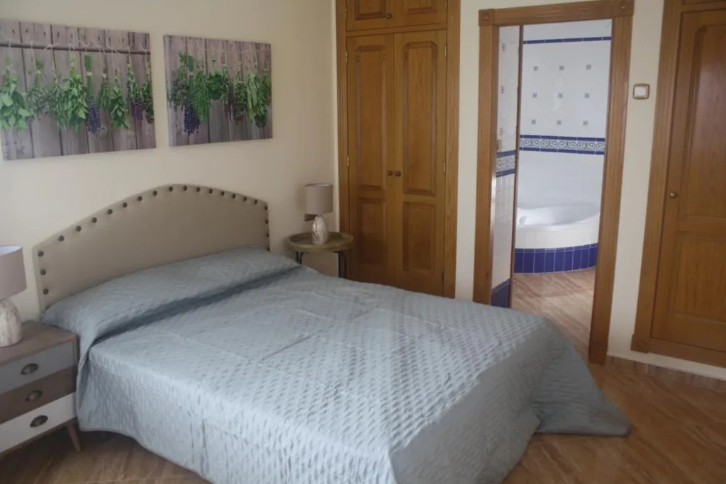 Magamistoad - Villa with Pool and Sea View in Torrevieja