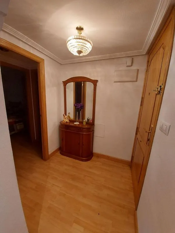 Esik - Furnished Flat with Central Air in Altabix