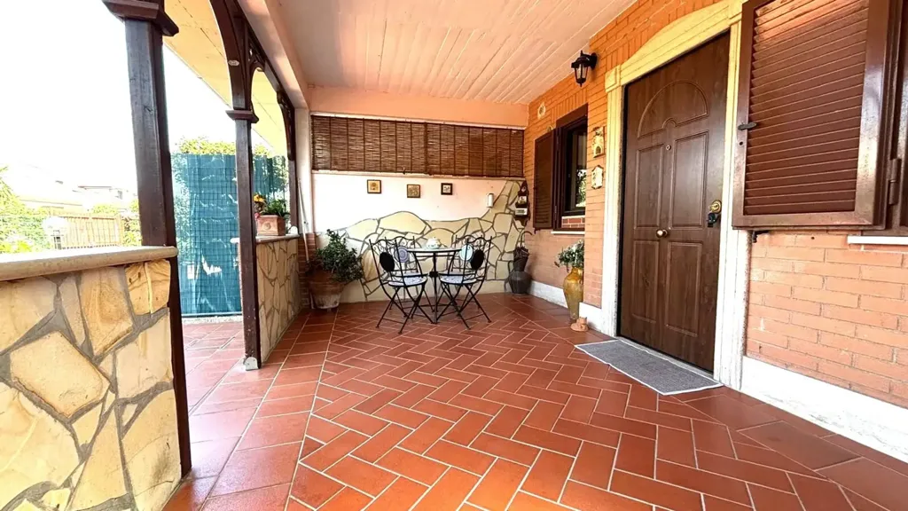 Terrazza - Bifamiliar Villa with Garden in Ardea