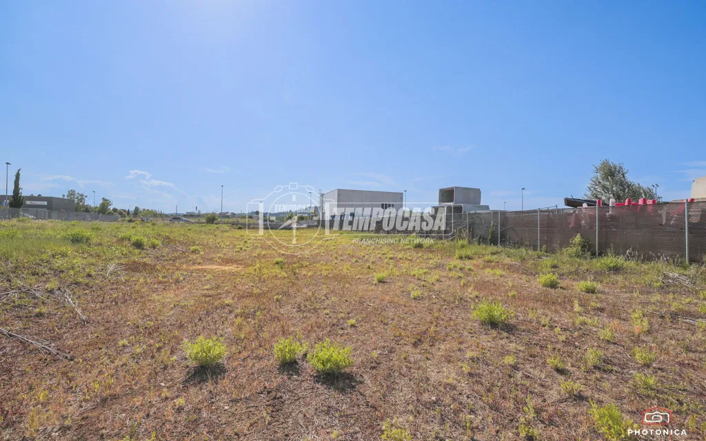 Giardino - Buildable Plot with Commercial and Residential Potential in Rimini