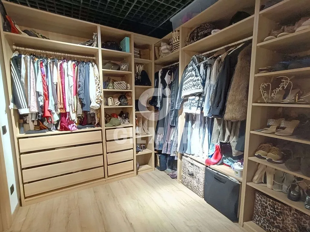 Pièces - Loft-Duplex with A/C in Industrial Zone