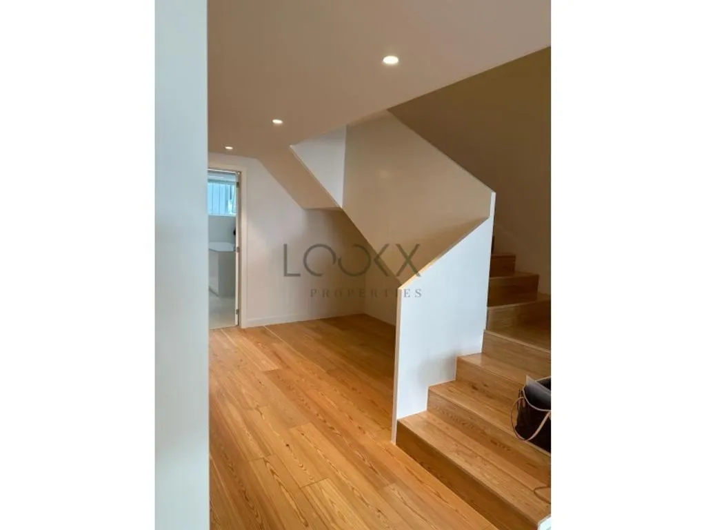 Pièces - Luxury Duplex with Pool in Lisbon