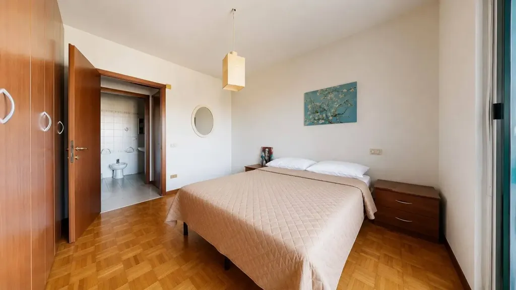 Camere da letto - Bright 2-Bedroom Apartment with Balcony in Milan