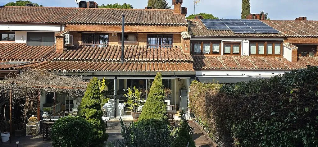 Terrass - Semi-detached House with Pool in Montepríncipe
