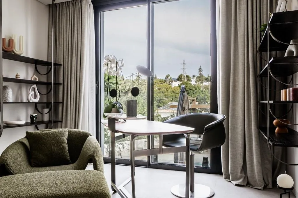 Kabinet - Luxury Villa with Mountain View in Marbella