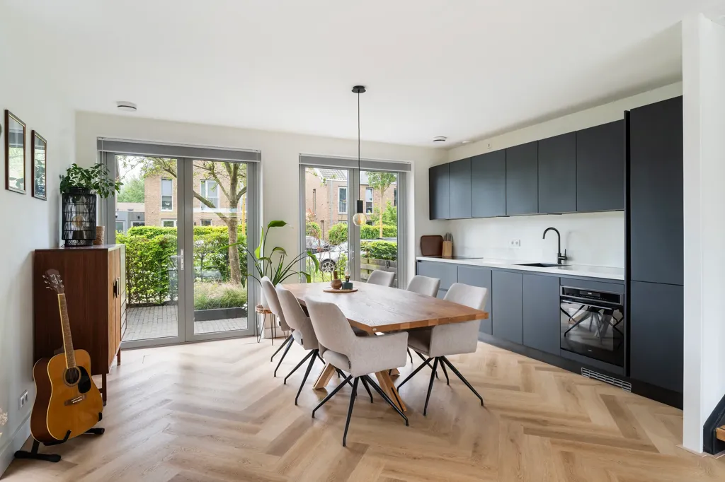 Kitchen - Modern Bungalow with Garden in Rivierenbuurt