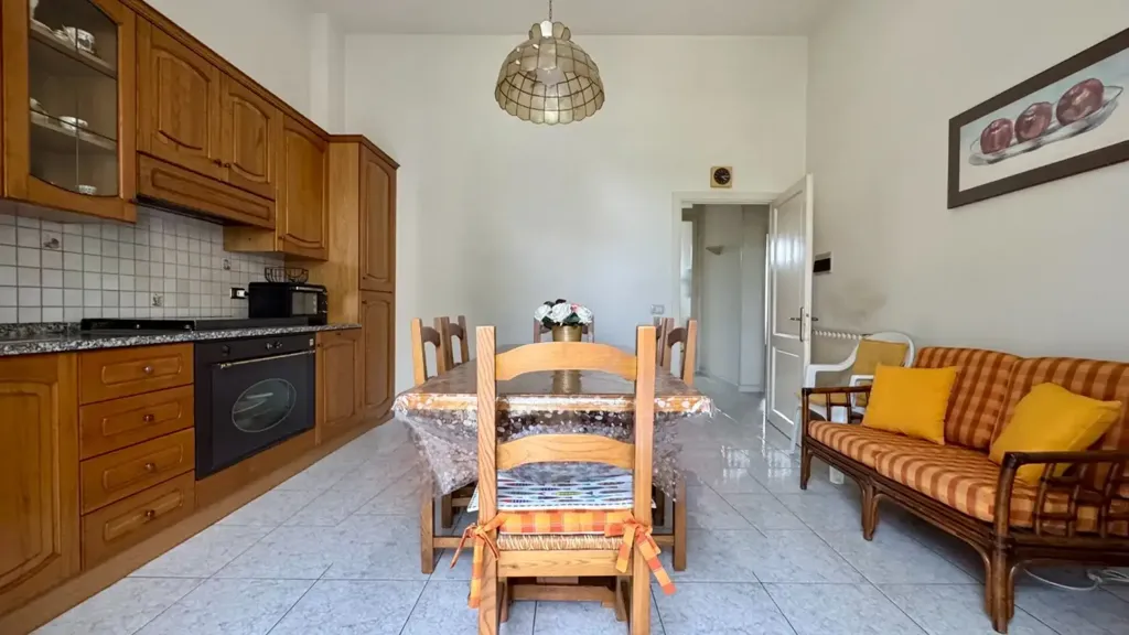 Salle à manger - Spacious Apartment with Private Garden in Empoli