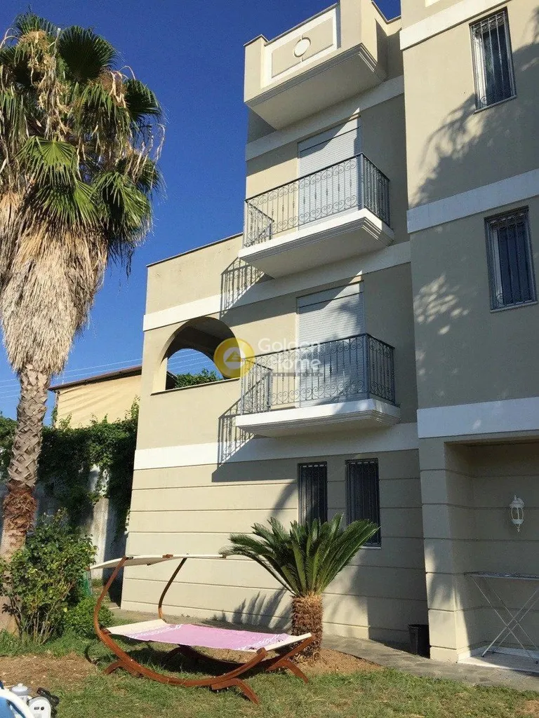 Välivaade - Italian Villa with Panoramic Views in Agrinio Centre