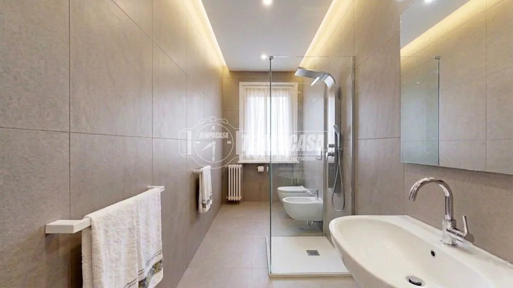 Vannitoad - Terraced House with Potential in Chioggia